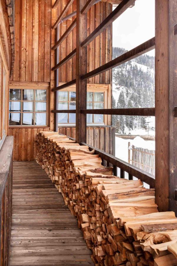 Chalet D'Ert ลาวาลเล ภายนอก รูปภาพ