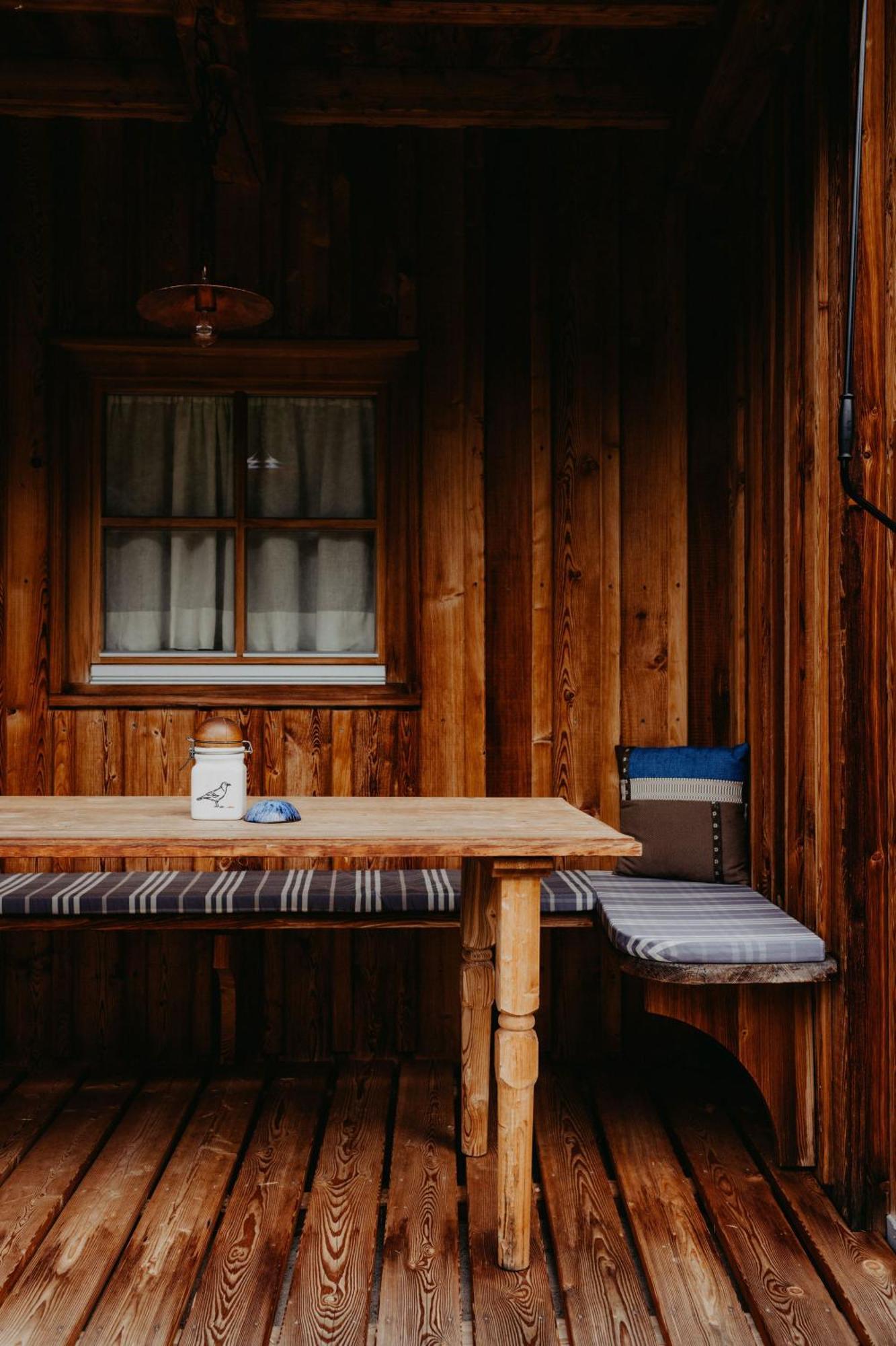 Chalet D'Ert ลาวาลเล ภายนอก รูปภาพ