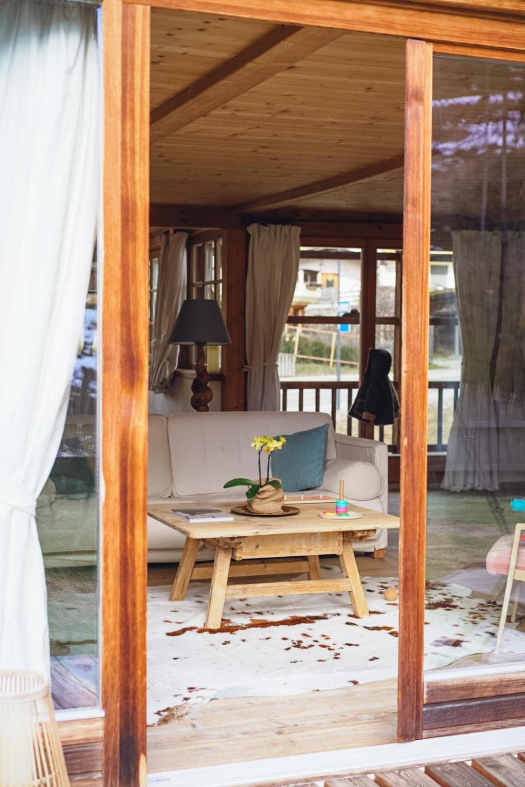 Chalet D'Ert ลาวาลเล ภายนอก รูปภาพ