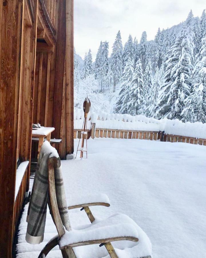 Chalet D'Ert ลาวาลเล ภายนอก รูปภาพ